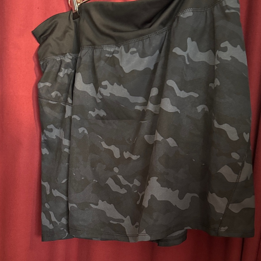 RBX Black Camouflage Skater Skirt, size XL